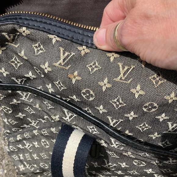 Louis Vuitton bag - Picture 5 of 12